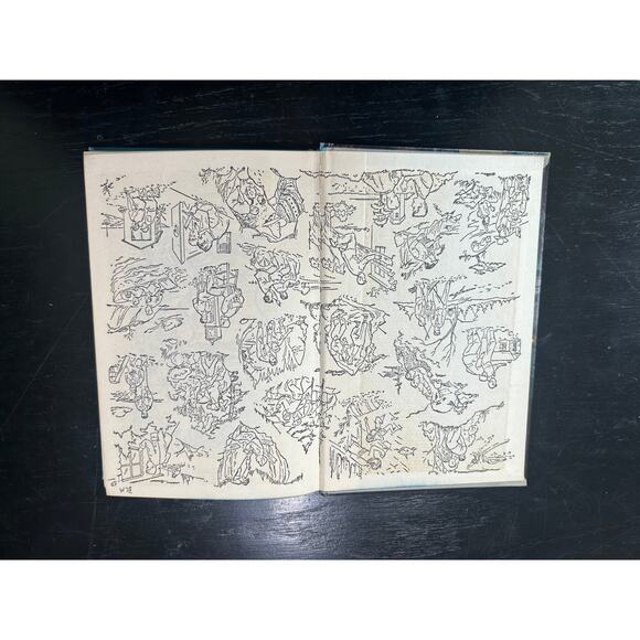 The Hardy Boys- Franklin W. Dixon Mystery of the Desert Giant- 8940 1961 - Picture 2 of 6